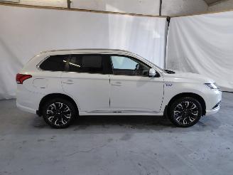 Mitsubishi Outlander 2.0 PHEV Exec. Ed. picture 4