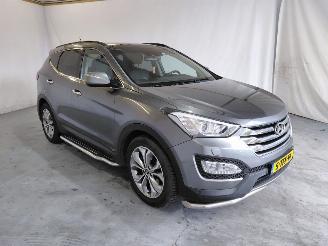 krockskadad bil auto Hyundai Santa Fe 2.4i GDI 4WD i-Catcher 2014/1