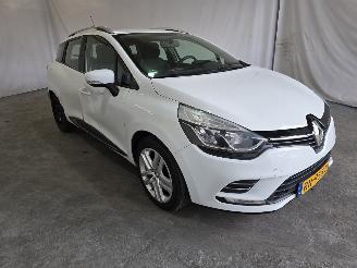 krockskadad bil auto Renault Clio 0.9 TCe Zen 2018/1
