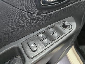 Renault Captur 0.9 TCe Expression picture 23