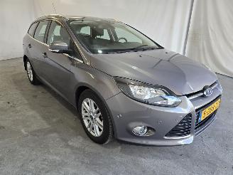Damaged car Ford Focus 1.0 EcoBoost Edition Plus 2014/11