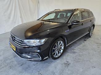 Volkswagen Passat 1.4 TSI PHEV GTE Bns picture 3