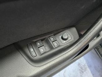 Volkswagen Passat 1.4 TSI PHEV GTE Bns picture 32
