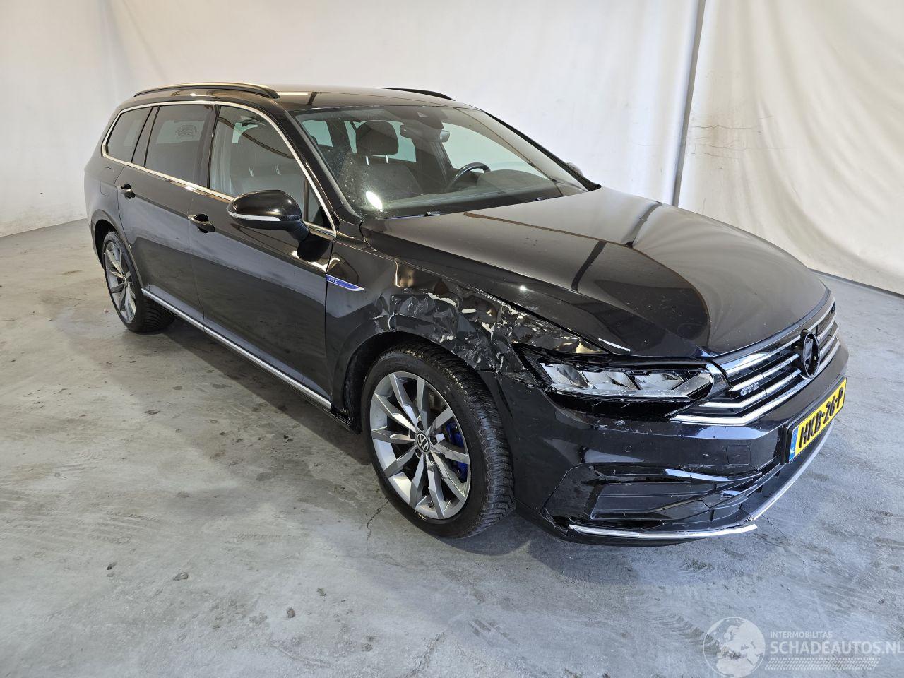 Volkswagen Passat 1.4 TSI PHEV GTE Bns