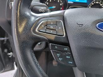 Ford C-Max 1.0 Titanium picture 23