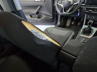Volkswagen Polo 1.0 TSI Life picture 17