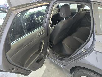 Volkswagen Polo 1.0 TSI Life picture 20