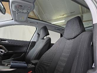 Peugeot 308 1.2 PureTech Allure picture 33