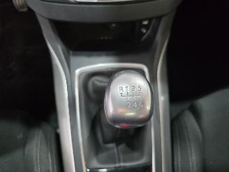 Peugeot 308 1.2 PureTech Allure picture 32