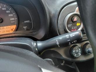 Toyota Yaris 1.3 VVT-i Now picture 25
