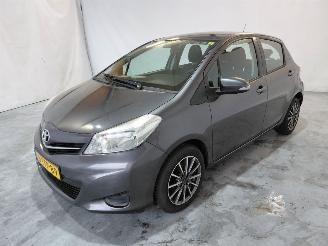 Toyota Yaris 1.3 VVT-i Now picture 3