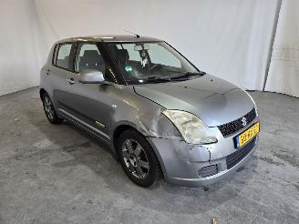 skadebil auto Suzuki Swift 1.3 GLS 2005/11
