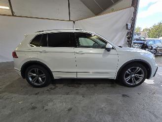 Volkswagen Tiguan 1.4 TSI 4Motion Highline picture 8
