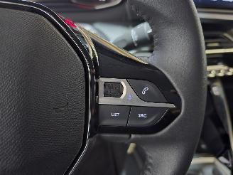 Peugeot 208 1.2 PureTech 75 Style picture 25