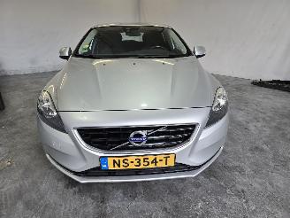 Volvo V-40 2.0 D2 Nordic+ picture 2