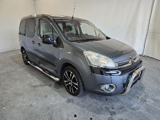 škoda osobní automobily Citroën Berlingo 1.6 VTi Collection 2012/10