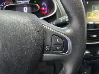 Renault Clio 0.9 TCe Limited picture 25