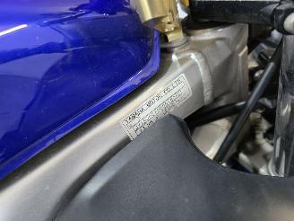Yamaha YZF - R6  picture 21