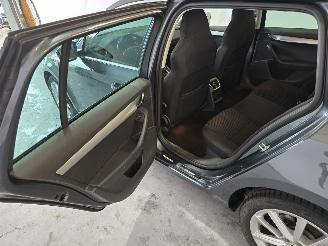 Skoda Octavia 1.6 TDI Greentech Style Businessline picture 20
