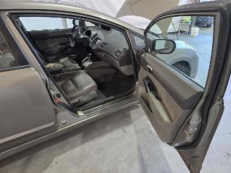 Honda Civic 4DR HYBRID picture 17