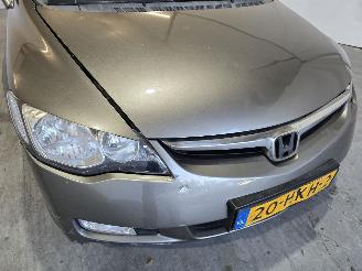 Honda Civic 4DR HYBRID picture 10