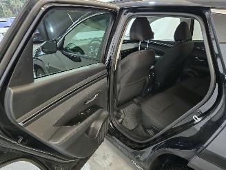 Hyundai Tucson 1.6 T-GDI PHEV C Sm picture 25