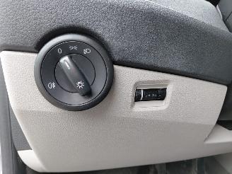Volkswagen Transporter 2.0 TDI L2H1 Comfortline picture 20