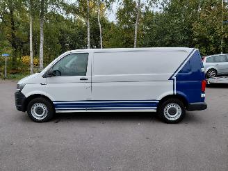 Volkswagen Transporter 2.0 TDI L2H1 Comfortline picture 4