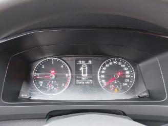 Volkswagen Transporter 2.0 TDI L2H1 Comfortline picture 18