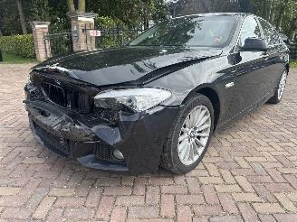 uszkodzony samochody osobowe BMW 5-serie 528I High Excutive 2010/6