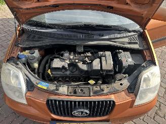Kia Picanto 1.0 picture 12