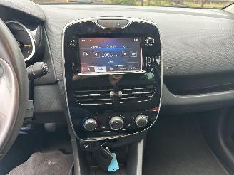 Renault Clio 0.9 TCe Night&Day picture 13