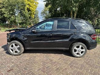 Schadeauto Mercedes ML 320 CDI 2007/5