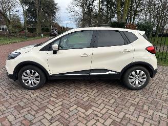 Renault Captur 0.9 TCe Dynamique picture 4