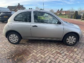 Nissan Micra 1.2 Tekna picture 5