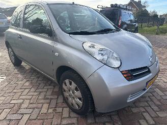 Nissan Micra 1.2 Tekna picture 4