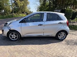 Kia Picanto 1.0 CVVT Comfort Pack picture 2
