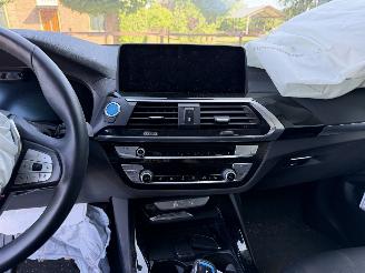 BMW iX3 Executive 80 kWh picture 13