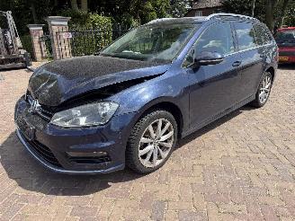 Schadeauto Volkswagen Golf Variant 1.6 TDI Bns Ed. R 2015/8