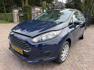 Vaurioauto  passenger cars Ford Fiesta 1.0 Style 2014/11