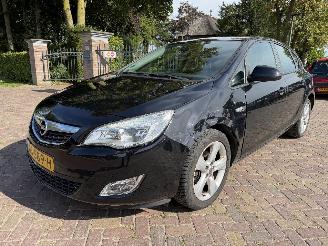 skadebil auto Opel Astra 1.4 Selection 2010/6
