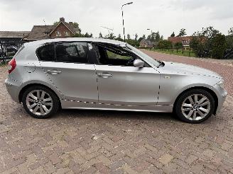 BMW 1-serie 120i High Executive picture 5