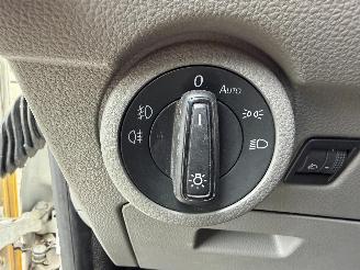 Volkswagen Transporter 2.0 TDI L2H1 picture 18