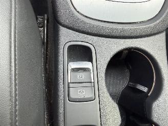 Audi Q3 2.0 TFSI quattro S Edition picture 16