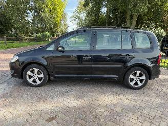 Volkswagen Touran 1.4 TSI Optive picture 2