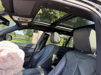 BMW 3-serie 318i M Sport Edition picture 14