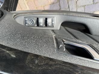 Mercedes E-klasse Estate 200 CDI Business Class Avantgarde picture 12