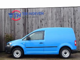 damaged passenger cars Volkswagen Caddy 1.6 TDi L1H1 Airco 2-Persoons Trekhaak 55KW Euro 5 2014/8