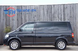 Voiture accidenté Volkswagen Transporter T5 2.5 TDi L1H1 Automaat Airco Navi 96KW Euro 4 2006/10