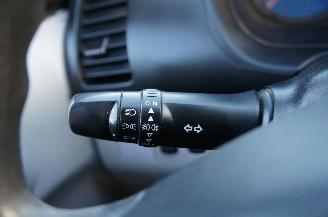 Mitsubishi L-200 2.5 DI-D Single Cab 4X4 2-Persoons Diff Lock 100KW Euro 4 picture 15